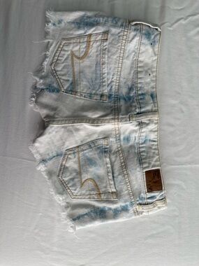 Tie-Dye Light Wash Denim shorts